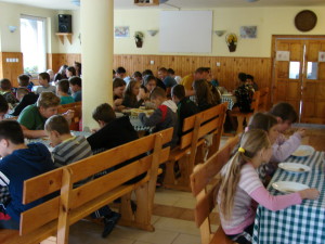 Vidám Delfin Étterem